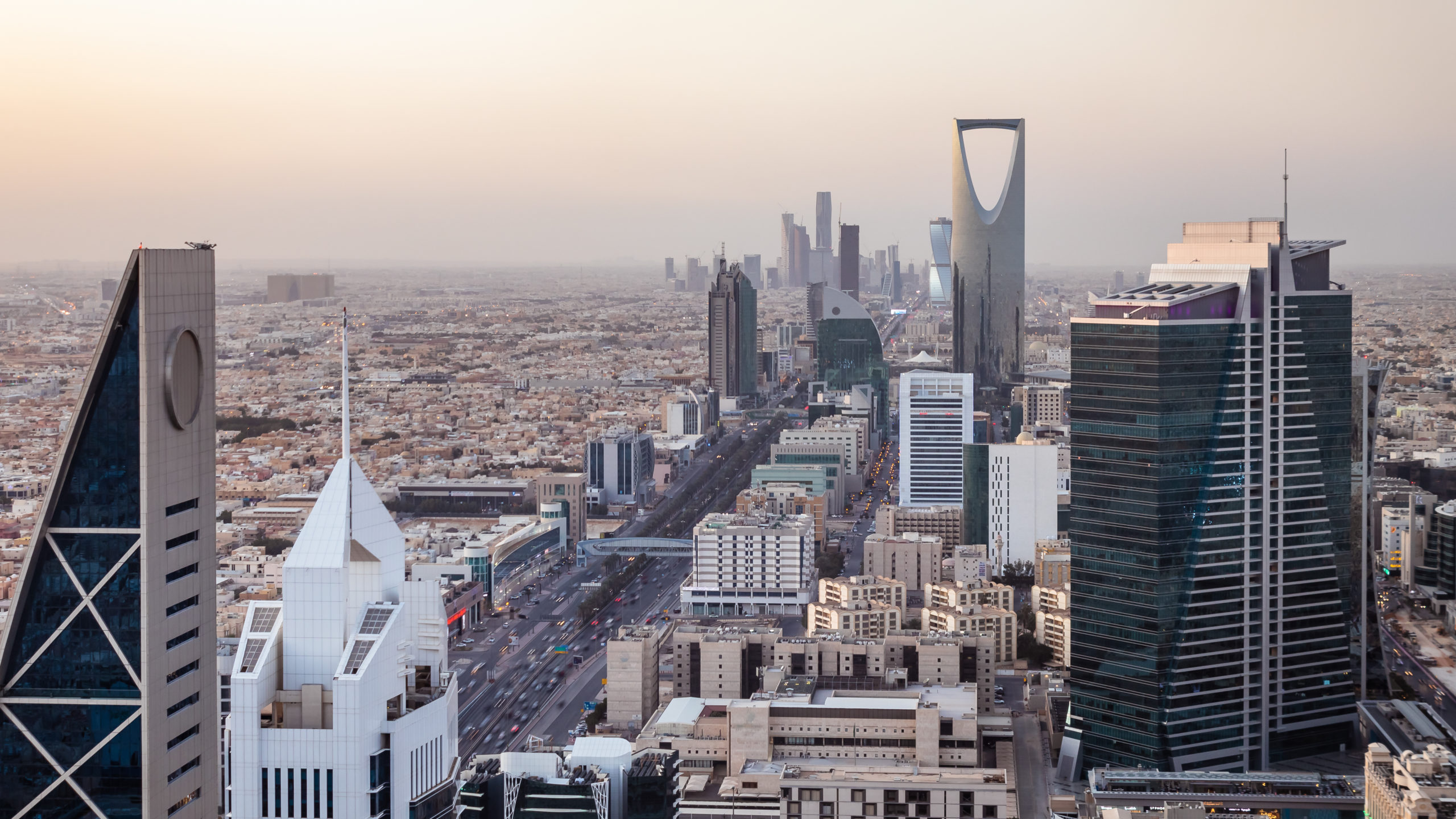 Kingdom,Of,Saudi,Arabia,Landscape,By,Day,-,Riyadh,Tower